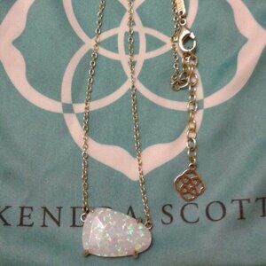 Kendra Scott White Isla Kyocera Opal Necklace Necklace Rare HTF